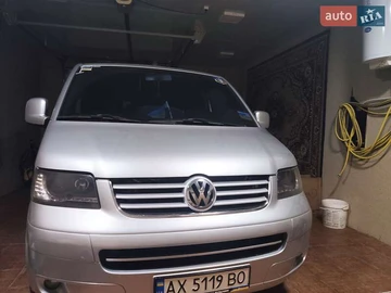 Авто Volkswagen Transporter 2005 № 8349120