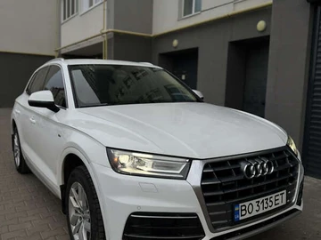 Авто Audi Q5 2019 № 8349231