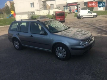 Авто Volkswagen Golf 2003 № 8349519
