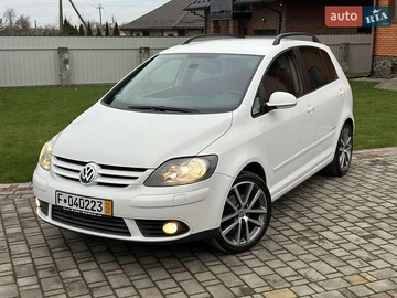 Авто Volkswagen Golf Plus 2008 № 8349662