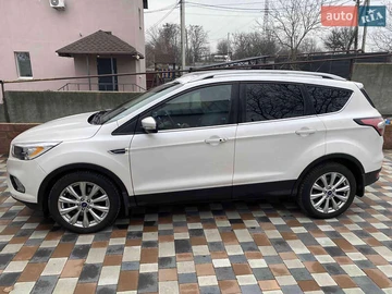 Авто Ford Escape 2016 № 8349882