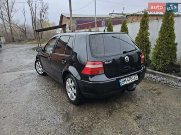 Авто Volkswagen Golf 2003 № 8350051