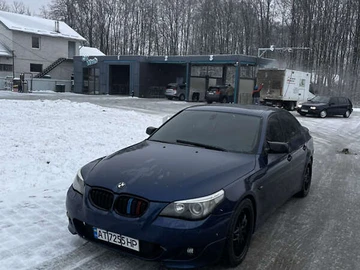 Авто BMW 5 Series 2004 № 8350155