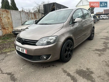 Авто Volkswagen Golf Plus 2010 № 8350156