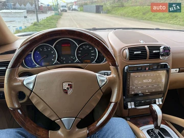 Авто Porsche Cayenne 2007 № 8350267