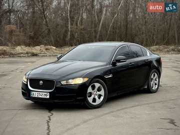 Авто Jaguar Xe 2017 № 8350376