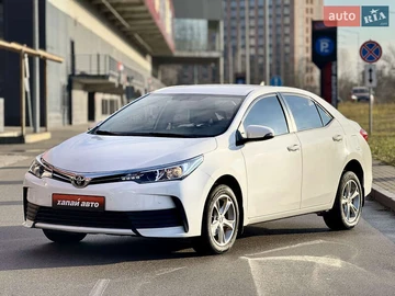 Авто Toyota Corolla 2017 № 8350399