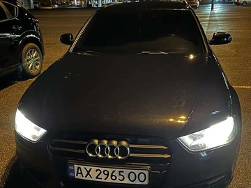 Авто Audi A4 2013 № 8350529