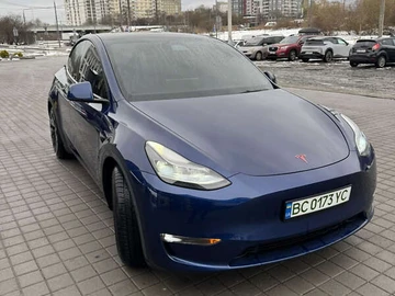 Авто Tesla Model Y 2021 № 8350630