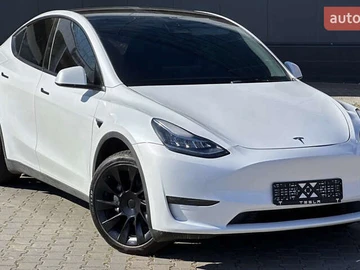 Авто Tesla Model Y 2023 № 8350635