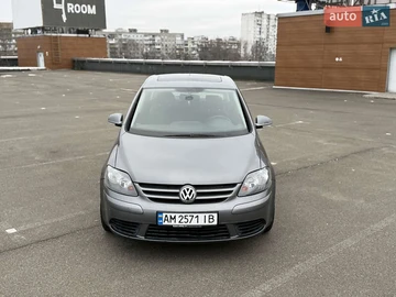 Авто Volkswagen Golf Plus 2005 № 8351032