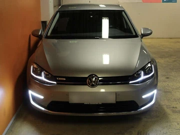 Авто Volkswagen E-Golf 2018 № 8351235