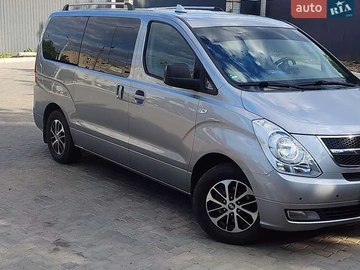 Авто Hyundai H-1 2012 № 8351326