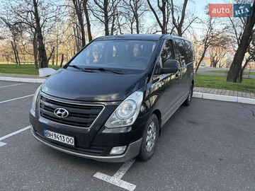 Авто Hyundai H-1 2013 № 8351336