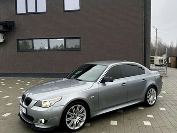 Авто BMW 5 Series 2005 № 8351617