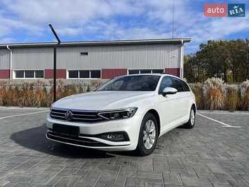 Авто Volkswagen Passat 2022 № 8351815
