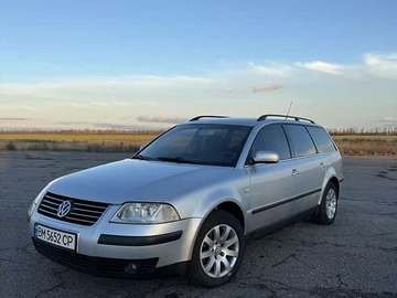Авто Volkswagen Passat 2002 № 8351963