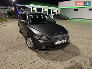 Авто Volvo V50 2006 № 8352279