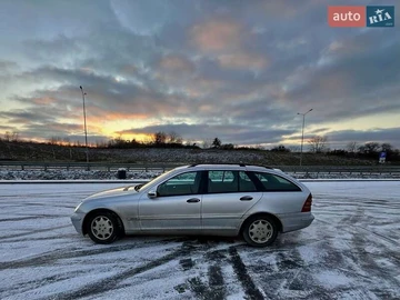 Авто Mercedes C-Class 2002 № 8352293