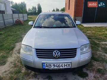 Авто Volkswagen Passat 2004 № 8352297