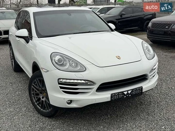 Авто Porsche Cayenne 2014 № 8352435