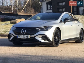 Авто Mercedes Eqe 2023 № 8352444