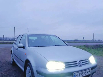 Авто Volkswagen Golf 2000 № 8352503