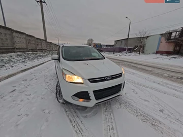 Авто Ford Escape 2016 № 8352545