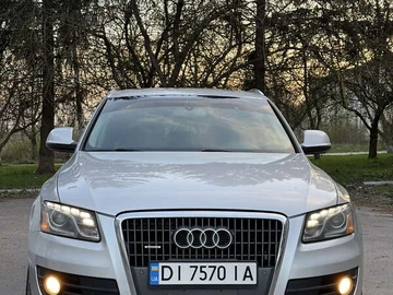 Авто Audi Q5 2011 № 8352641