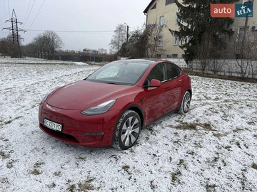 Авто Tesla Model Y 2023 № 8352726