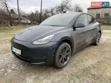 Авто Tesla Model Y 2024 № 8353036