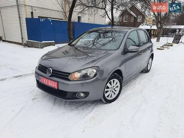 Авто Volkswagen Golf 2010 № 8353388