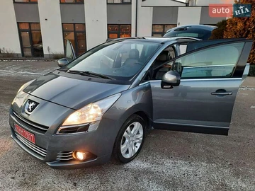 Авто Peugeot 5008 2011 № 8353418