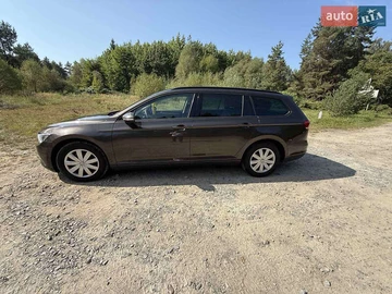 Авто Volkswagen Passat 2017 № 8353499