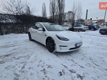 Авто Tesla Model 3 2021 № 8353634
