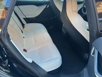 Авто Tesla Model S 2019 № 8353656