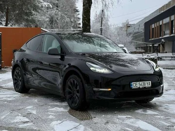 Авто Tesla Model Y 2024 № 8353744