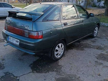 Авто ВАЗ 2112 2008 № 8353911