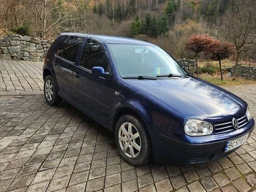 Авто Volkswagen Golf 2000 № 8354022