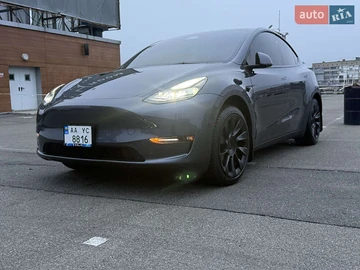 Авто Tesla Model Y 2023 № 8354859