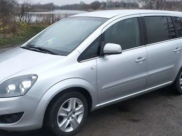 Авто Opel Zafira 2011 № 8354927