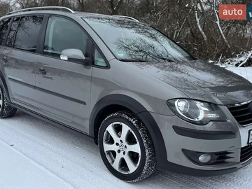 Авто Volkswagen Cross Touran 2009 № 8355065