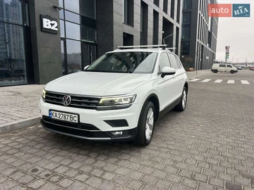 Авто Volkswagen Tiguan 2019 № 8355147