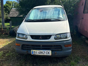 Авто Mitsubishi L 400 2000 № 8355197