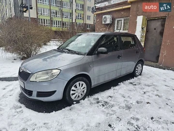 Авто Skoda Fabia 2012 № 8355219