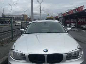 Авто BMW 1 Series 2009 № 8355293