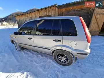Авто Ford Fusion 2005 № 8355560