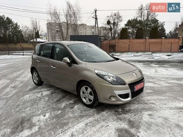 Авто Renault Scenic 2011 № 8355939