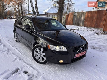 Авто Volvo V50 2010 № 8356030