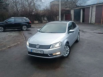 Авто Volkswagen Passat 2012 № 8356233